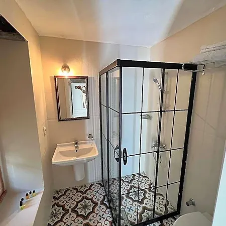 Hotel Tashmahal Butik 3*